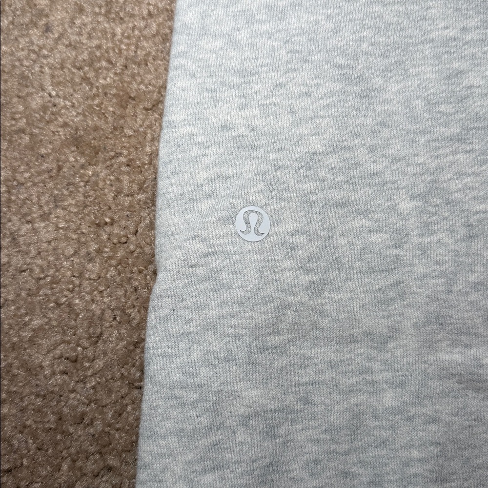Lululemon Scuba Oversized Joggers (Short) - Picture 4 of 4